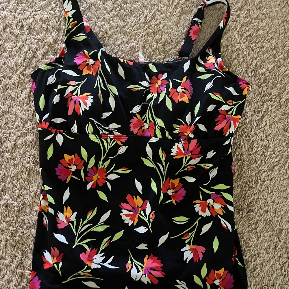 Lands' End Black Floral Tank Top